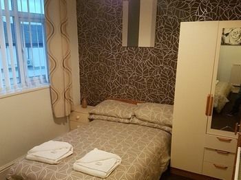 Hotel The Avari 2*